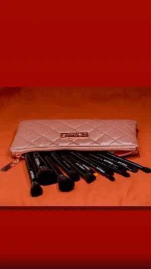 Kit Prestige – 12 Pinceaux Pro + Pochette