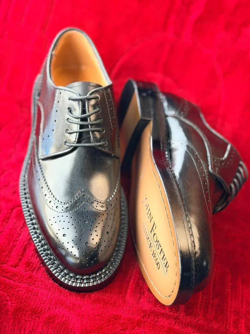 Chaussures haut de gamme disponibles 🚀 J.M. Weston • John Foster 👉 Grand solde exceptionnel : seulement 60$ Élégance. Qualité. Classe. — photo 3