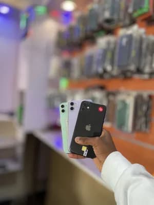 iPhone 11