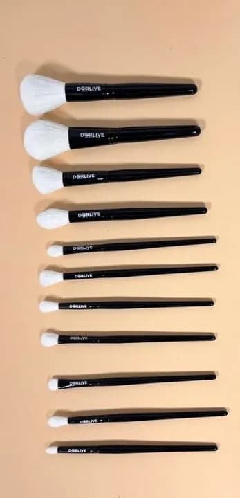 Kit Éclat – 12 Pinceaux Maquillage + Pochette — photo 2