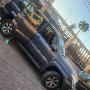 Voiture Toyota land cruiser prado D