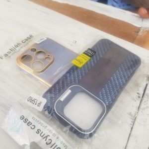 Pochette iphone 15 pro