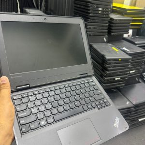 Laptop lenovo 11e