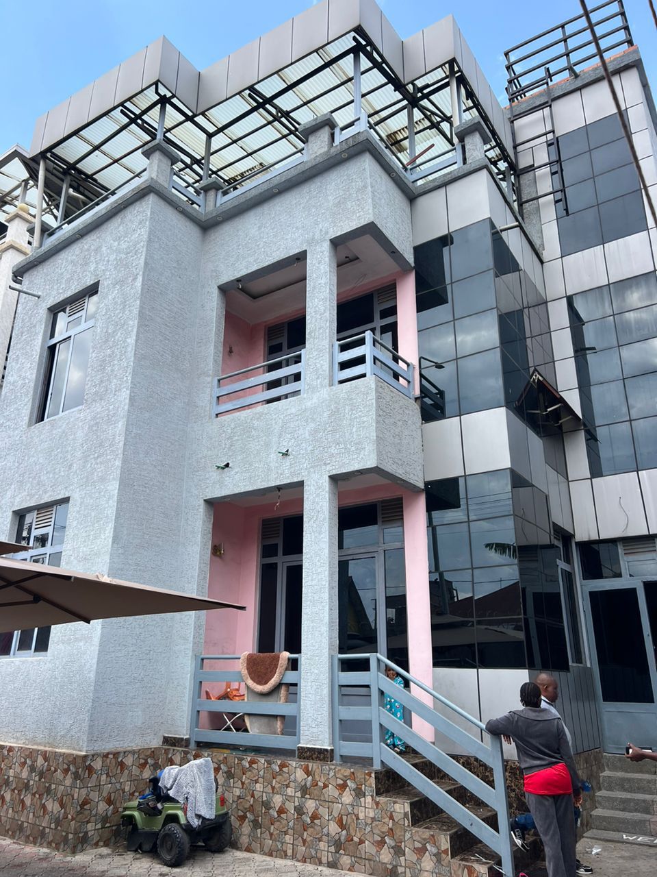 Bâtiment vers capkivu