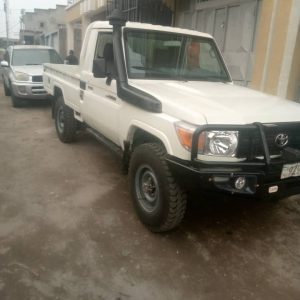 Land cruiser camionette