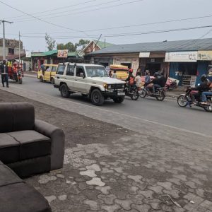 Au goudron KINMARCHÉ majengo