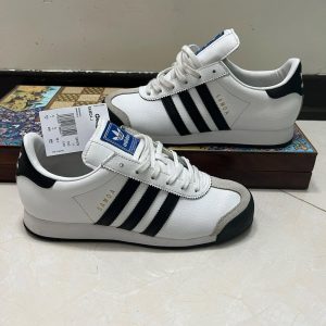 SAMOA Adidas