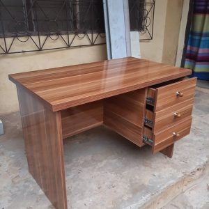 Table bureau