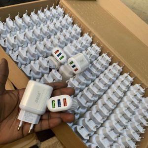 Chargeur Boîtier USB
