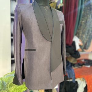Costume