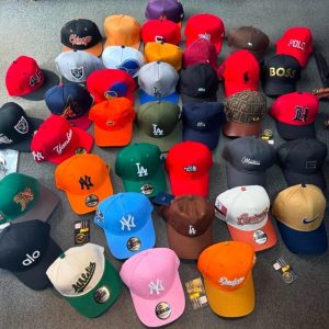 Chapeaux