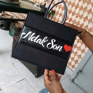Sac & babouche personnalisé en pagne