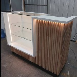 ✨ TRANSFORMEZ VOTRE ESPACE AVEC HABILE TECHNOLOGIE ✨ Votre maison mérite mieux que le “déjà vu”. Chez Habile Technologie, nous ne fabriquons pas juste des meubles… Nous créons des espaces qui imposent le respect. 🪑 Meubles modernes et durables 🏠 Décoration intérieure haut de gamme 🏨 Aménagement de maisons, hôtels, restaurants et bureaux 🎯 Finitions propres. Style unique. Résultat professionnel. 🔥 Vous avez un espace vide ? Nous le transformons en un lieu qui attire, impressionne et marque. 💰 Qualité accessible — plusieurs gammes selon votre budget. 📩 Contactez-nous maintenant et passez du simple… à l’exceptionnel. Habile Technologie — Le détail fait la différence.