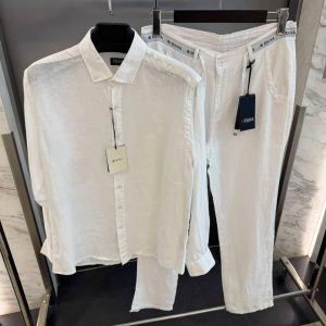 Ensemble 100% lin homme de la marque ZEGNA 150$ taille disponible :3xl et M pour les chemises 32-31 pour les pantalons couleur blanche